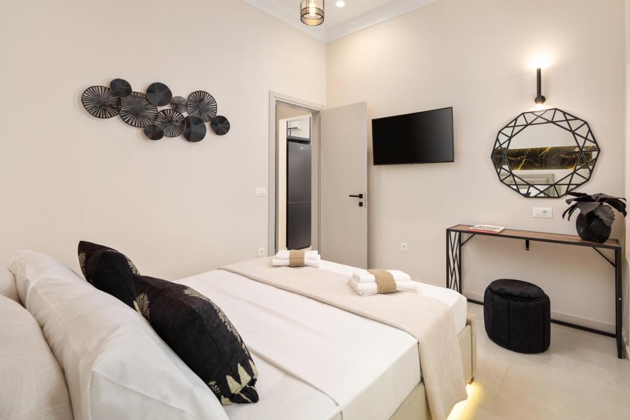 Modern-Vintage Old Town Suites Corfu  Exteriör bild